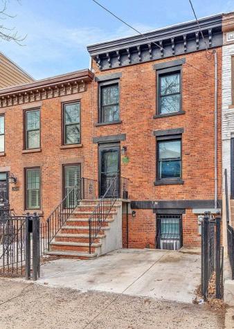 306 1/2 4th Street Jersey City NJ 07302